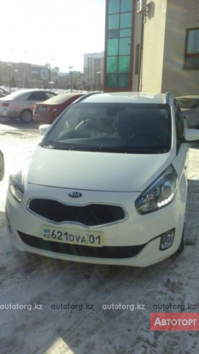 Автомобиль Kia Carens 2013 года за 12402 тг. в Астане