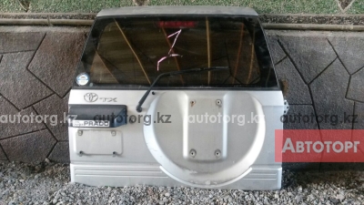 задняя дверь на Toyota Land Cruiser Prado 95 в городе Алматы