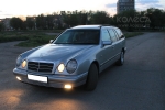 Mercedes-Benz E 240